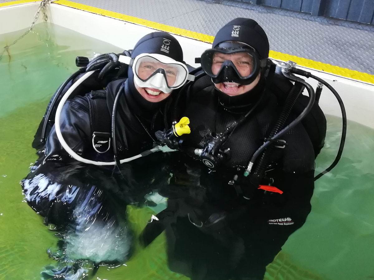 Our scuba diving courses are 1:1
